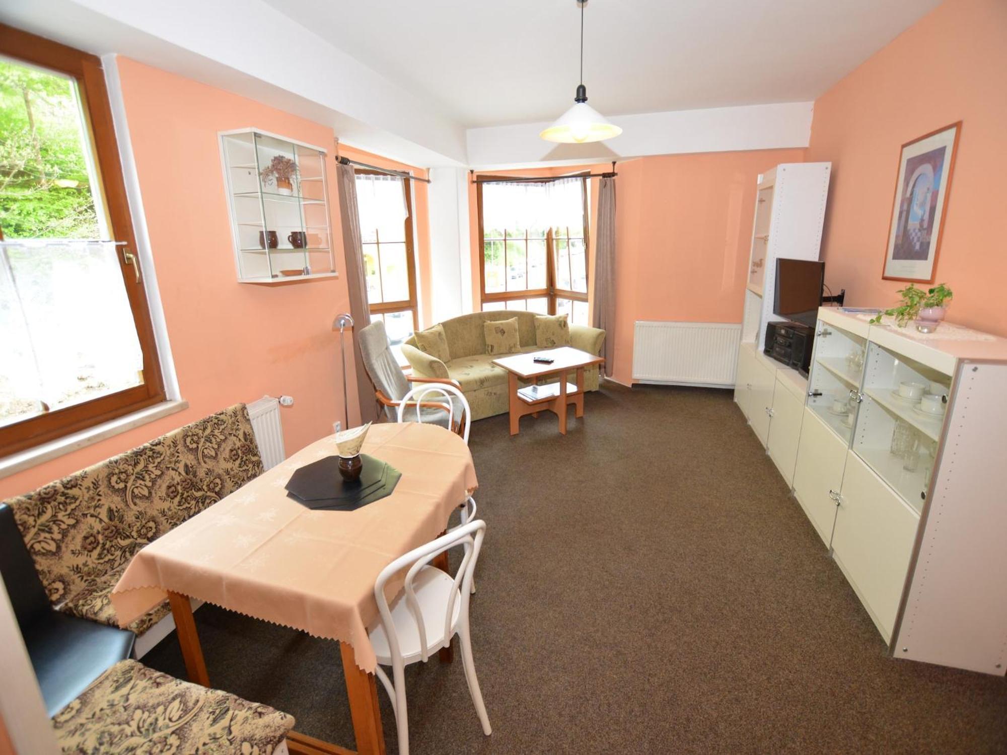 Snug Apartment In Jachymov Near Ski Area エクステリア 写真